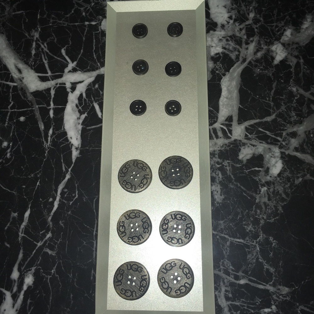 Ugg Cardy Boot spare replacement Buttons